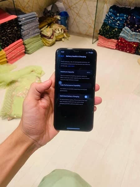 iphone xsmax 256gb pta approved 3