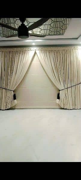 curtains and blinds 11