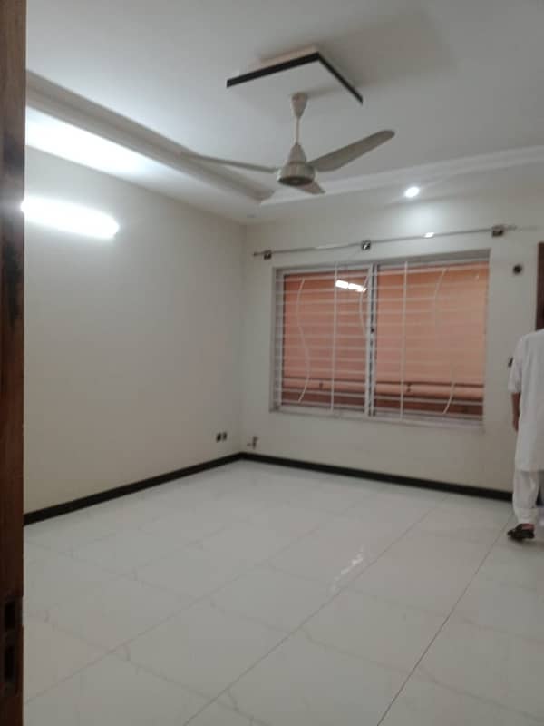 House available for rent in F-15 Islamabad 1