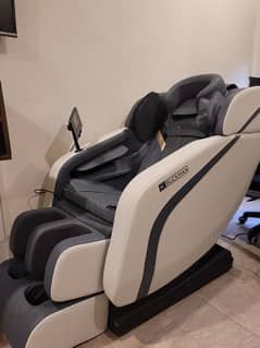 JC Buckman - RefreshUs Massage Chair