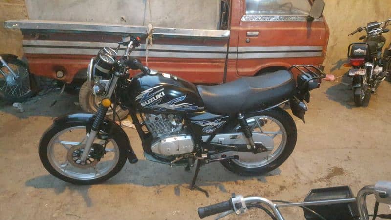 Suzuki GS 150 Se. 1