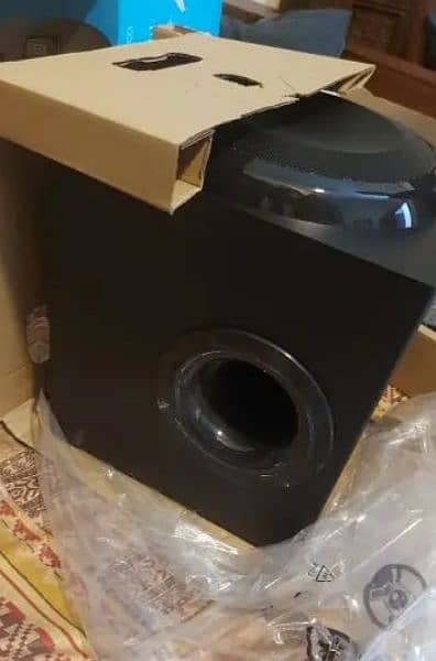 Logitech z906 5.1 new speakers 2