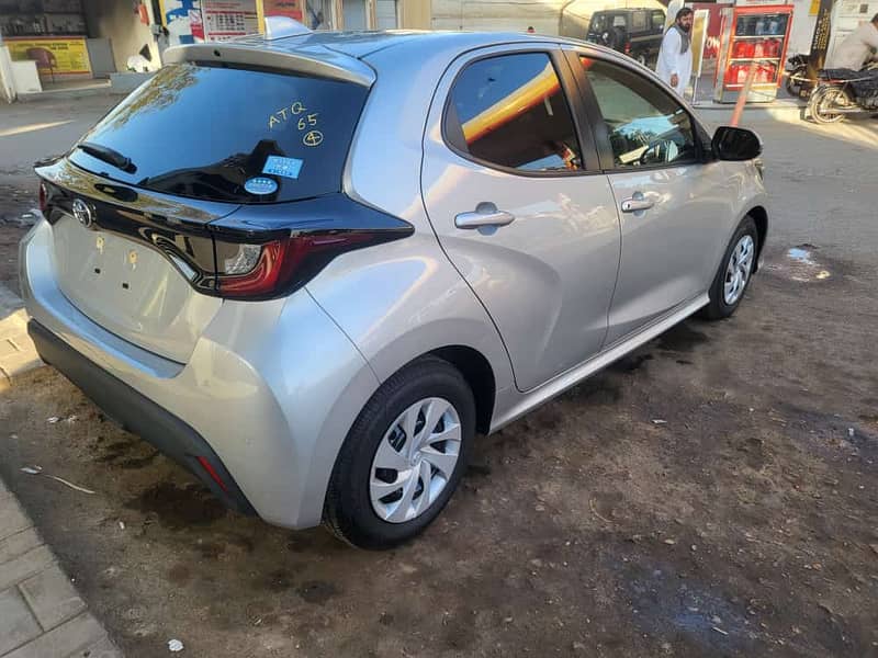 Fresh Import 2020 Toyota Yaris X Package 4