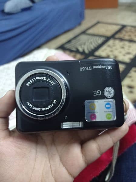 digital camera d1030 5