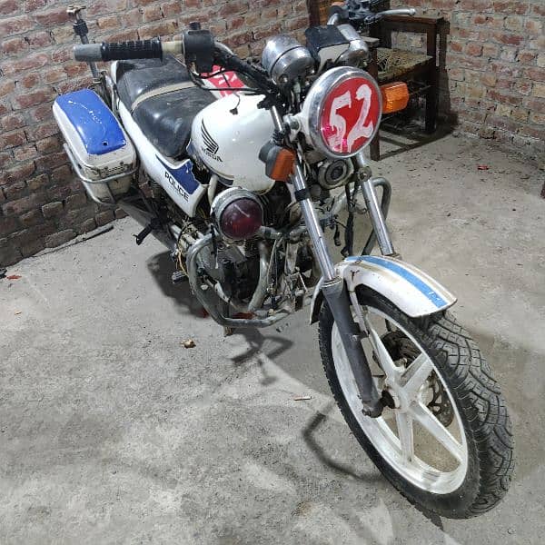 Honda 250 Bike police auction 2