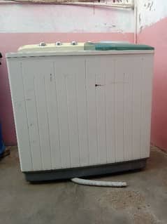 washing machine & dryer