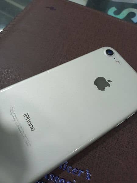 iPhone 7 2