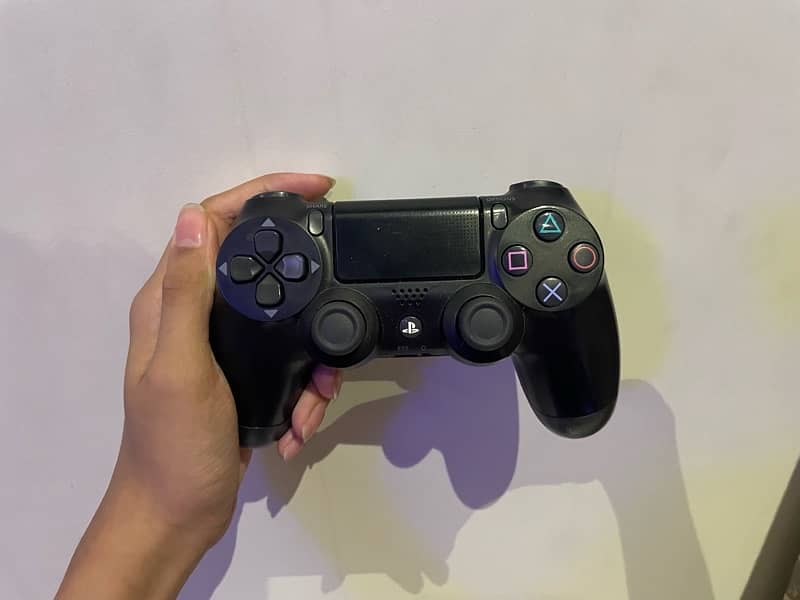 PS4 DualShock Great Condition 2