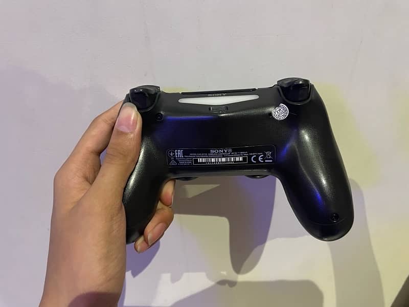 PS4 DualShock Great Condition 3