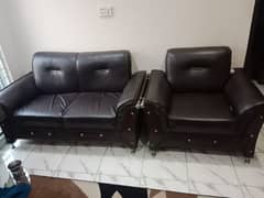 6 seaters sofa with leather in very good condition
