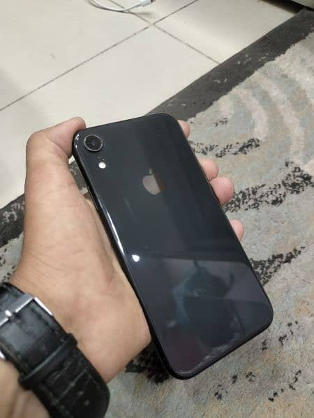 iphone XR non pta 64gb 10 by10 condition only phone 5