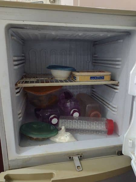 Pel refrigerator For sale 1