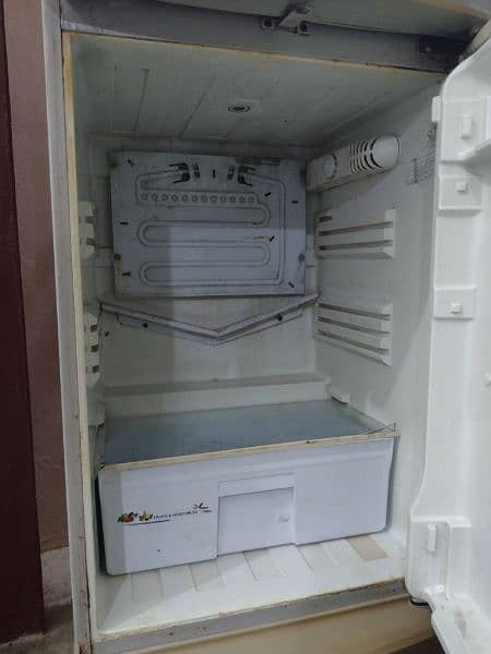 Pel refrigerator For sale 2