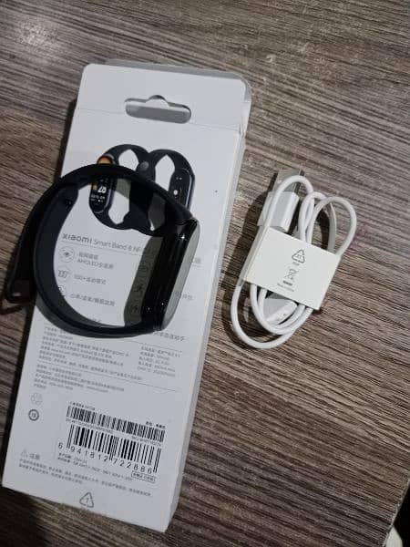 xiaomi MI Smart Band 8 NFC Applied for urgent sale 7