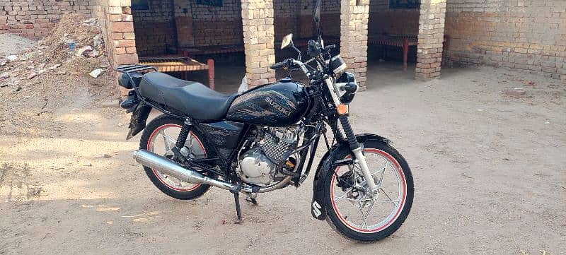 Gs 150 Se For Sale In Sahiwal 2021 Model Islamabad Reg Only 299K 7