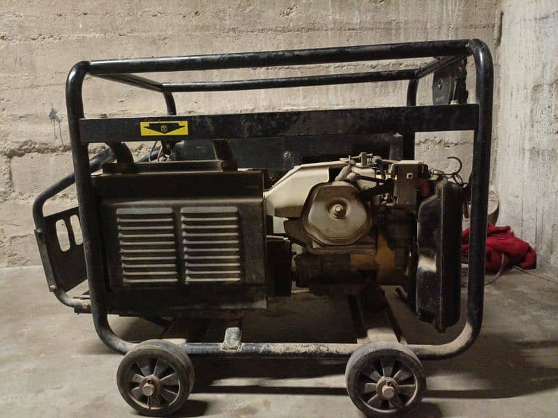 generator used 5.5 KVA maximum power 4