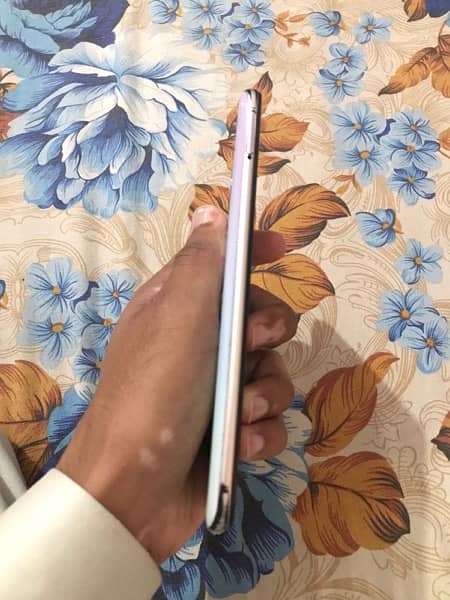 VIVO S1PRO ,8/128 with box 2