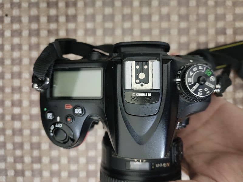 Nikon D7100 + 50mm 1.8 4