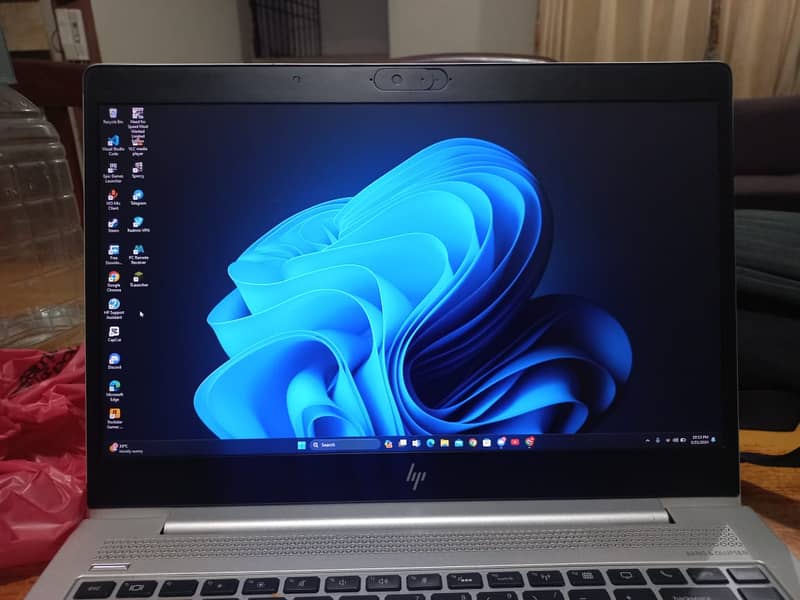 HP Laptop 840 G5 3