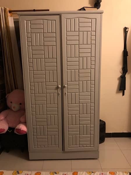 single big size bed with matress with cupboard 1