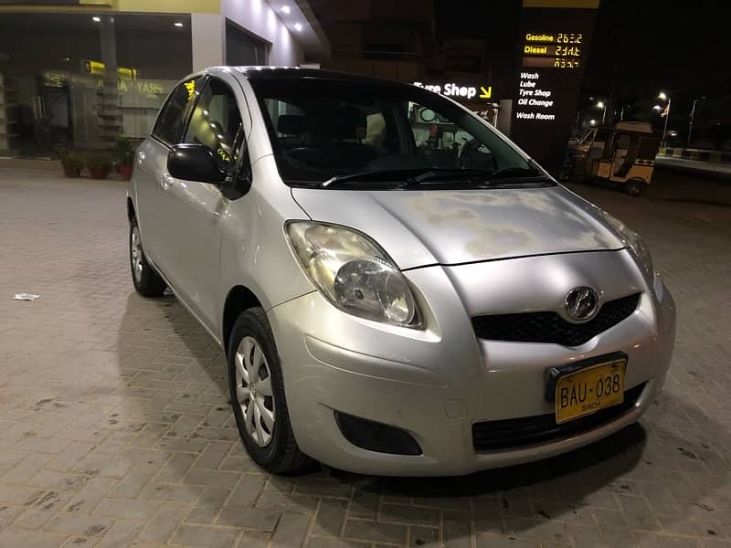 Toyota Vitz 2010 1