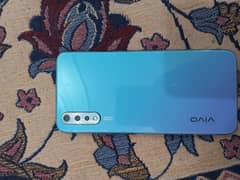 vivo s1 8/256 for sell with charger 0