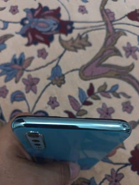 vivo s1 8/256 for sell with charger 1
