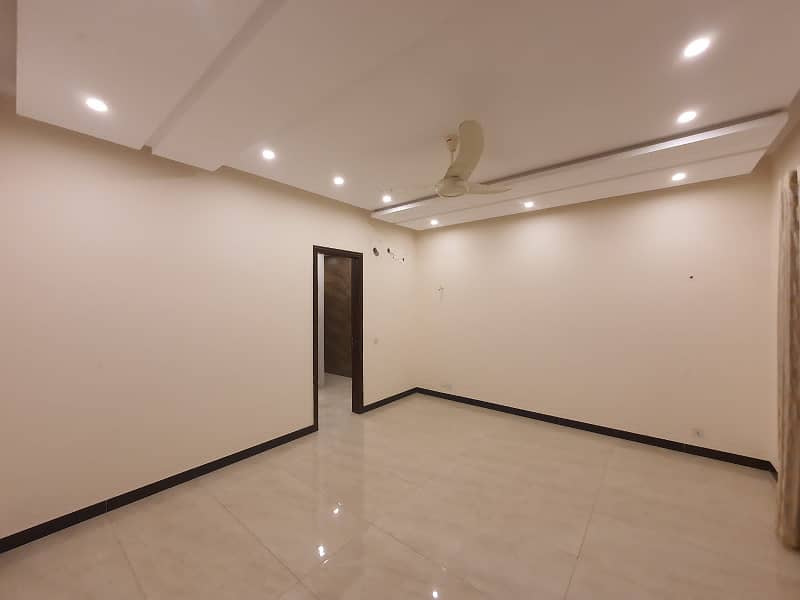 A Beautiful 1 Kanal House Is Available For Rent In PHASE 5 DHA Lahore 0