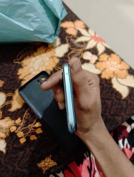 I want to Sale Oppo f15 10/10 condition 3