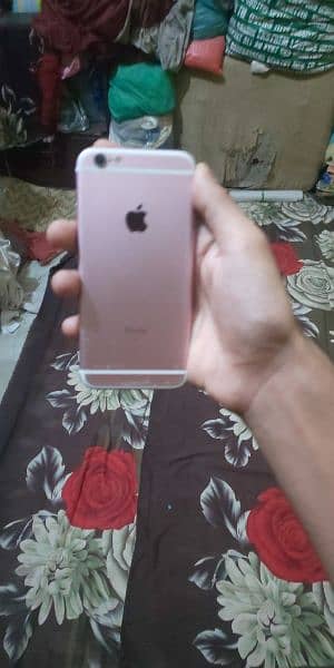 iPhone 6 s 1