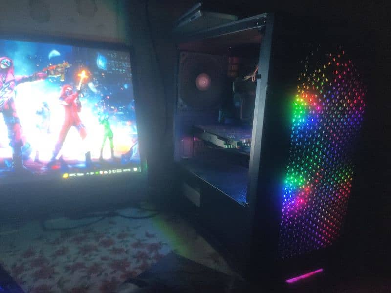 GAMING COMPUTER 1