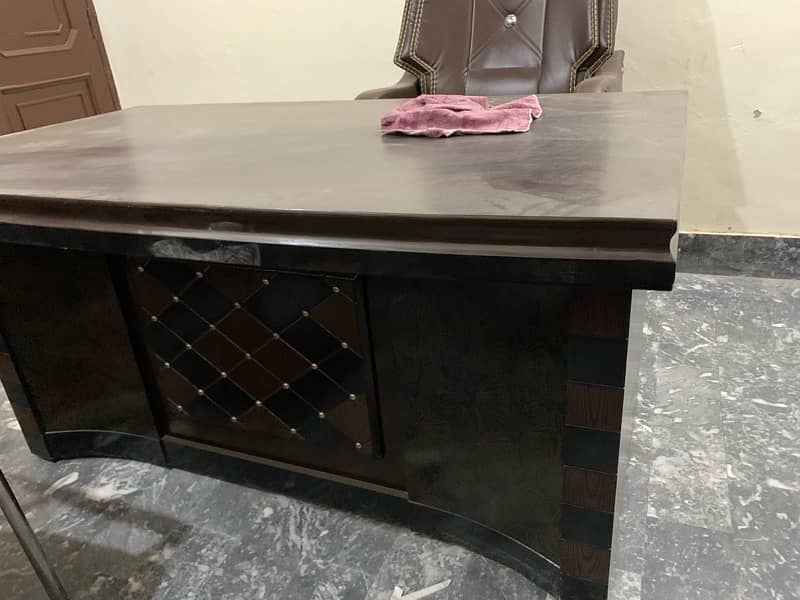 Office furniture for sale 1
