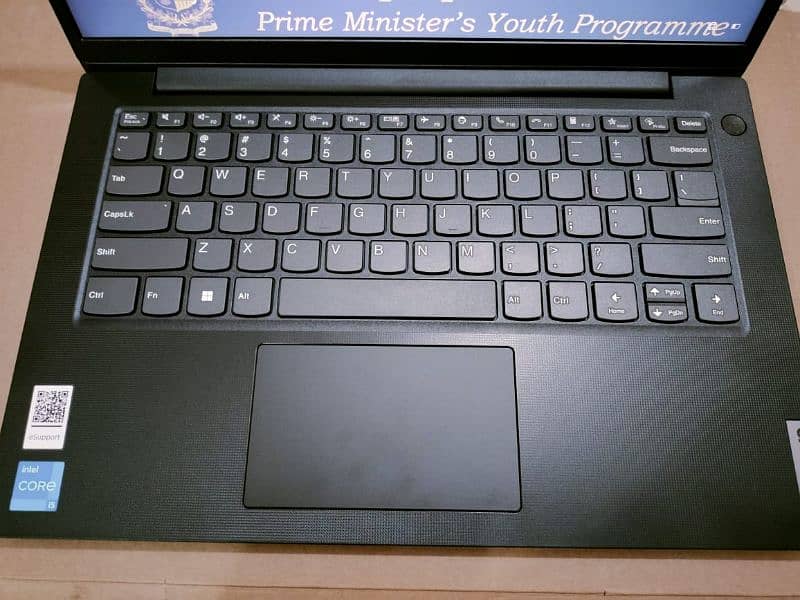 Lenovo V14 G3 laptop 1