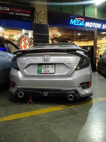 civic 2017-2022 spoiler available at low price 1