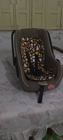 Infant's car seat price negotiable 0