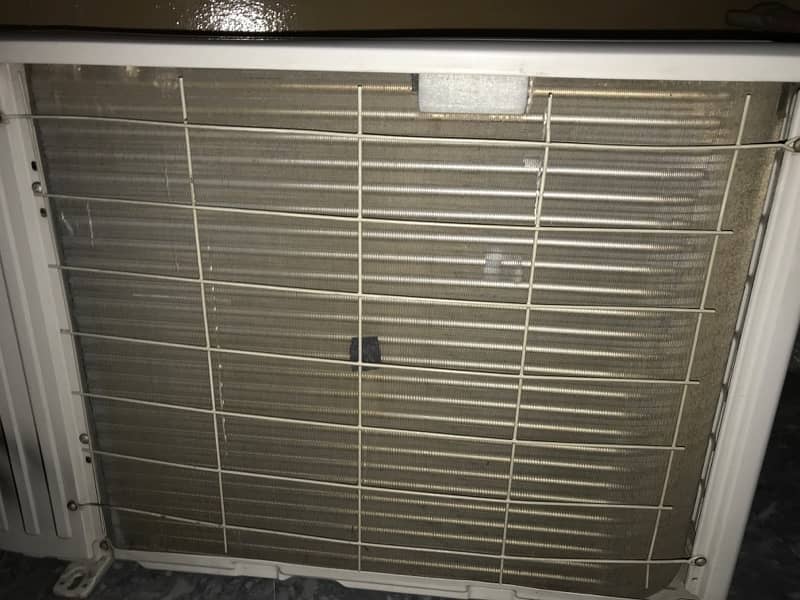 GREE AC for sale 1.5 TON 7