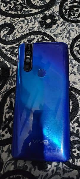 vivo v15 with box 0