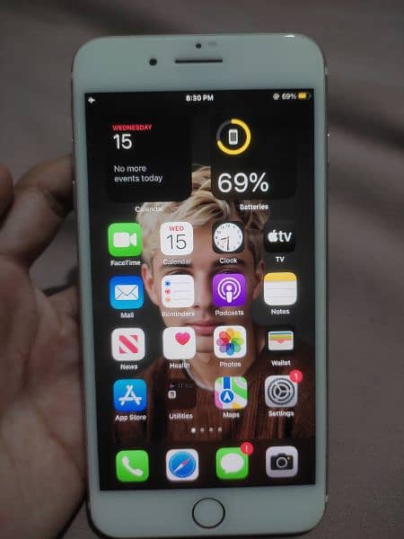 iPhone 7plus Non-PTA 128 GB , Gold rose colour ,77% BH 1