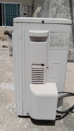 Air conditioner available for sale non inverter 1 ton