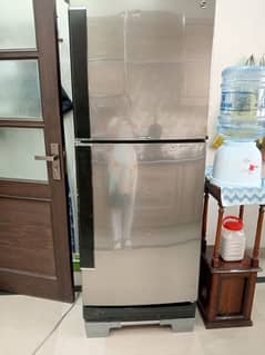 refrigerator fridge full size