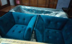 5 Seater sofa set with table avalible for sale 0