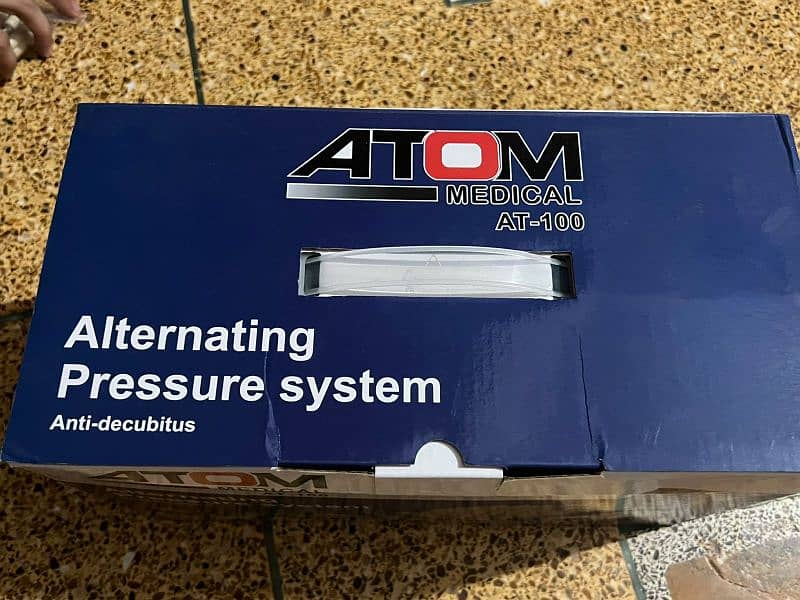 ATOM Alternative air pressure mattress, only one month used. 1