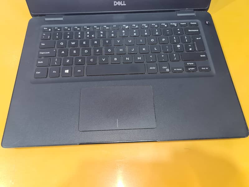 Dell Latitude 3400 3