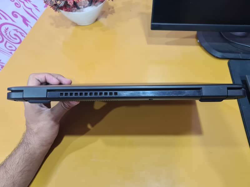 Dell Latitude 3400 5