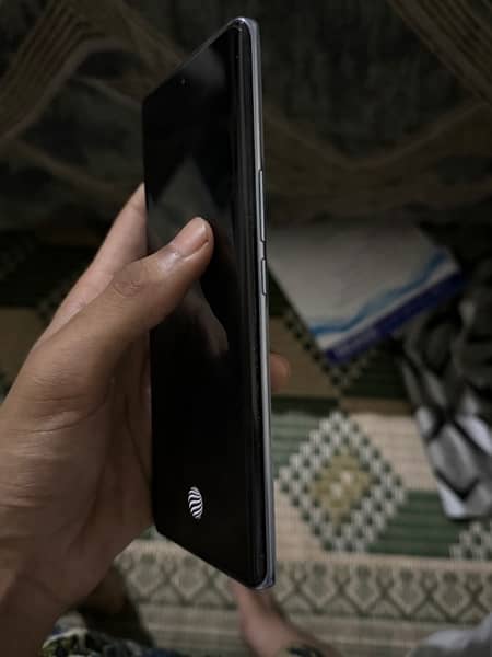 Vivo v29 with box charger . 6 month waranty 4