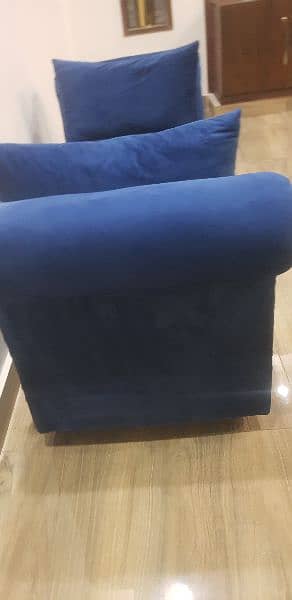2 seater sofa for sale 4