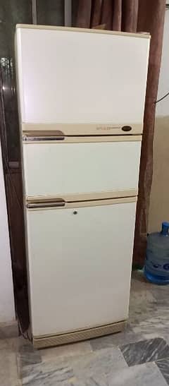 Samsung non frost 3 door fridge 0