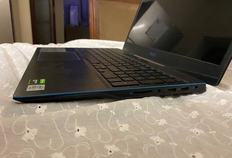 Laptop Dell / Core i7 / 10th Gen/Gaming Laptop SERIOUS BUYERS ONLY! 9