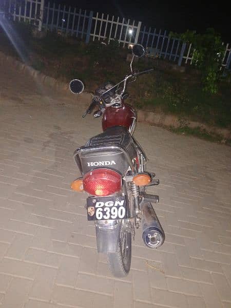 Urgent sale Honda 125 1