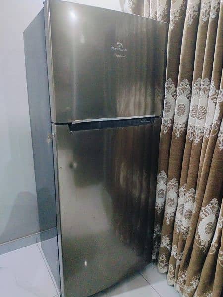 Dawlace signature refrigerator just like new 2